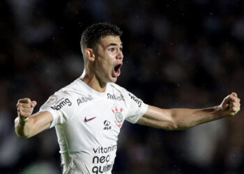 Левски София ще подпише с 18-годишния полузащитник на Палмейрас Габриел Москардо това лято след споразумение за 5-годишен договор