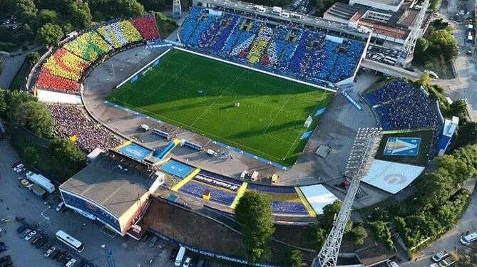 Управата на Левски София номинира петима треньори за заместник на Хулио Веласкес след срамната загуба от ЦСКА София