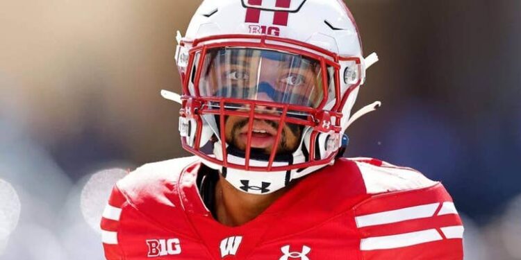 From Starter to Forgotten: Chez Mellusi Explains Why He Had to Leave Wisconsin