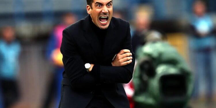 НАРУШЕНИЕ: Треньорът на Левски се оплаква горчиво за играчи, които не стават за нищо в отбора и обявява допълнителна присъда, като казва…