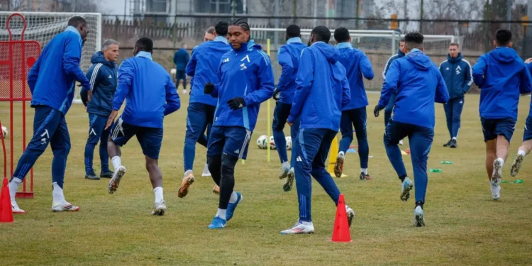 „БЪДЕТЕ ПРЕД ИГРАТА: Програмата на Левски и новини до 9 март“