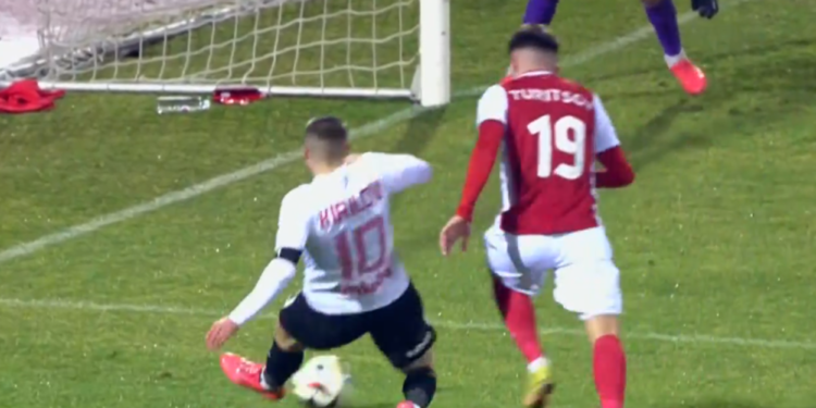 РАЗГОВОРИ ЗА ТРАНСФЕРИ: Омония Никозия в ЦСКА 🔴⚪ Десният бек загрява! Беше изпратен пратеник при скаутите на играча. Научете повече на 👇👇👇