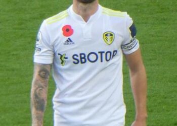 Левски София цели капитана на ЦСКА София Лиъм Купър за нов етап с предложение за петгодишен договор