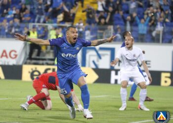 ПОСЛАНИЕТО НА БОЖИНОВ ДО ГЕРЕНА  🔵: Рано или късно Левски отново ще бъде хегемон. Ние Лудогорец ще ги съборим (ВИДЕО).  Научете повече на 👇👇👇