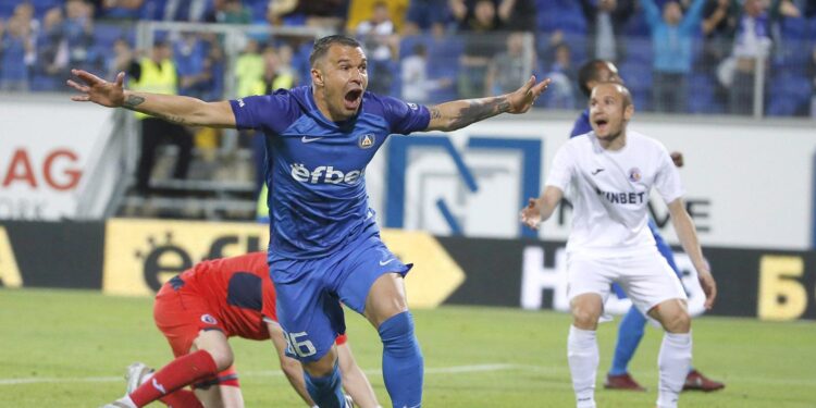 ПОСЛАНИЕТО НА БОЖИНОВ ДО ГЕРЕНА  🔵: Рано или късно Левски отново ще бъде хегемон. Ние Лудогорец ще ги съборим (ВИДЕО).  Научете повече на 👇👇👇