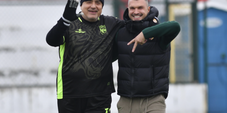 Валери Божинов официално поиска пост в Левски, какъвто в момента няма в клуба