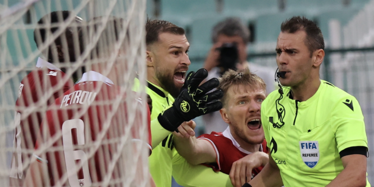 Асистент на Томаш не може да говори така: Бусато не е обединителна фигура, има трески за дялане