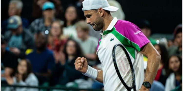 Въпреки болката: Гладиаторът Григор спаси мачбол на Серундоло и ще спори за финал в Маями!