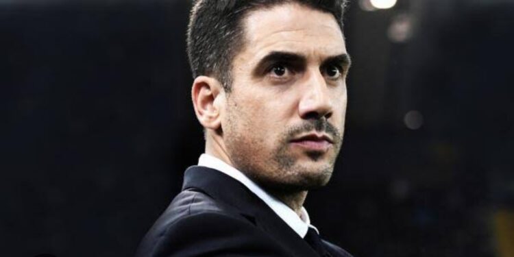 Ще спечеля всичко за Левски София и ще класирам отбора за Европейския турнир, ако клубът подпише точно тези играчи за мен, Хулио Веласкес в интервю за български медии