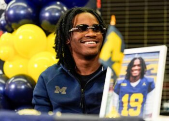 CFB Analyst Sees Bryce Underwood’s Michigan Flip as a Blessing in Disguise for LSU to Build a Deeper Roster