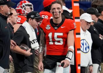 Carson Beck car theft: Miami QB’s Mercedes reportedly found, Lamborghini still missing