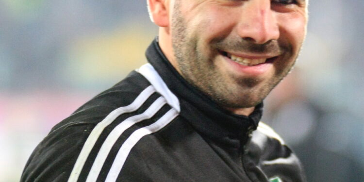 Вратарят на Ботев Пловдив Владислав Стоянов получи травма по време на тренировка с националния отбор на България