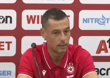 ОХХ НЕ НА ЦСКА 🔴: От 5 до 10 мача наказание грози Александър Томаш. Научете повече на 👇 👇 👇