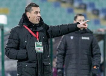 АЛЕКСАНДЪР ТОМАШ: Изненадващ ход! Томаш взима ключово решение в ЦСКА🔴⚪. Научете повече на 👇👇👇