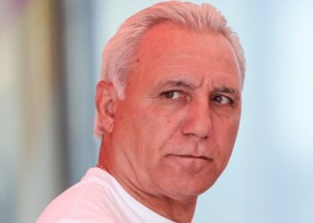 НАЧАЛО СЛАДКО НАЧАЛО: Христо Стоичков със силен коментар за новия стадион на ЦСКА 🔴⚪, И изказването, което шокира най-много официалния представител на клуба. Научете повече на 👇👇👇