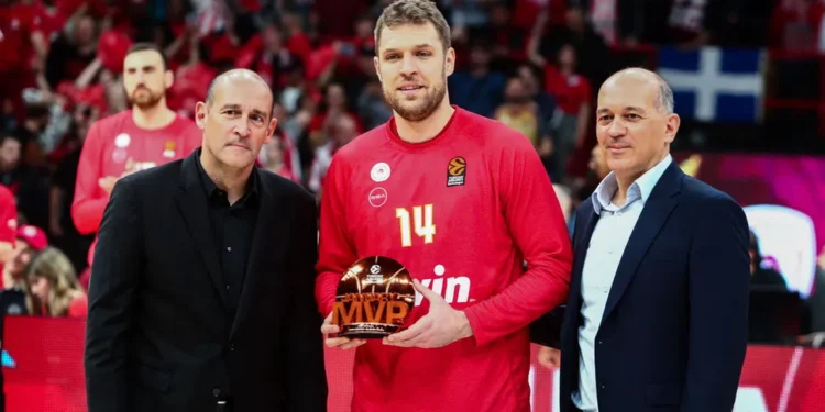 СЪГРЕШНО: ВЕЗЕНКОВ И ОЛИМПИАКОС СПРАВИХА МАСАВО СЪРУШЕНИЕ В ЕВРОЛИГАТА!