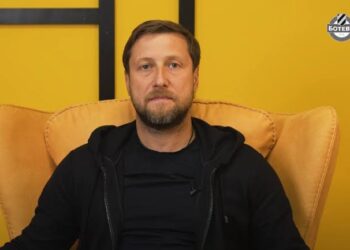 Българското правителство забрани на собственик на Ботев Пловдив Антон Зингаревич да влиза в страната и му наложи тежка глоба