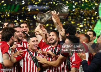 Ολυμπιακός Αντιμέτωπος με Έρευνες από την Ελληνική Ομοσπονδία Ποδοσφαίρου για Παράνομη Μεταφορά το Καλοκαίρι, Ενδέχεται να Αντιμετωπίσει Αφαίρεση 10 Βαθμών και Υποβιβασμό την Επόμενη Σεζόν