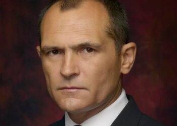 Известният български предприемач Васил Божков води преговори за закупуване на Левски София, като разговорите продължава