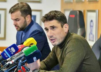 й е топ играч и работим за завръщането му в клуба в следващите часове, тъй като ще завърши сезона с нас, казва Хулио Веласкес за връщането на играча