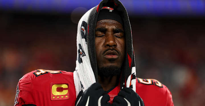 Ex-Nebraska football star extends Tampa reign for an epic final triumph