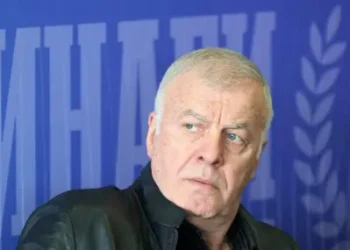 НЯКОГА НА ГЕРЕНА🔵⚪: Наско Сираков: За момента стадионът ми е на второ място. Научете повече 👇👇👇