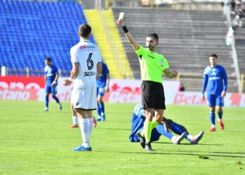 Служител на Гонзо: „Няма чуждестранни съдии за мачовете на Левски! Ще търпят българските“