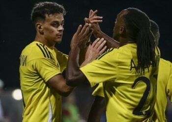 Чужденци напират за още една звезда на Левски с 4-годишен договор и висока заплата.