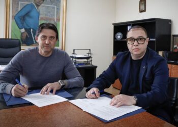 КОЙ Е ТОЗИ МИСТЕРИОЗЕН СПОНСОР?! Левски ОБЯВИ ПАРТНЬОРСТВО, което ще ИЗСТРЕЛЯ школата!