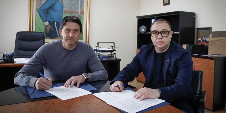 КОЙ Е ТОЗИ МИСТЕРИОЗЕН СПОНСОР?! Левски ОБЯВИ ПАРТНЬОРСТВО, което ще ИЗСТРЕЛЯ школата!