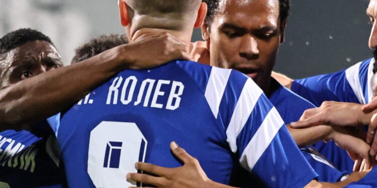 СКАНДАЛ В ЛЕВСКИ! Звездата ПРЕДАДЕ отбора заради треньора и чужденците!