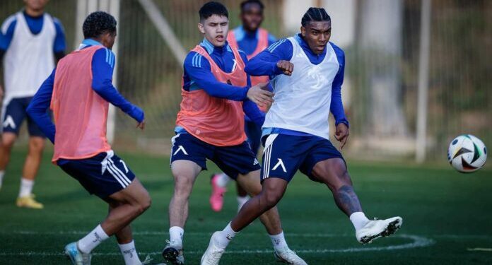 Кристиан Макун кацна в София и изуми щаба на Левски с желание