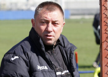 Шефовете в Левски вече са повече от играчите! Легенда заряза таксито си в Щатите, за да поеме ДЮШ