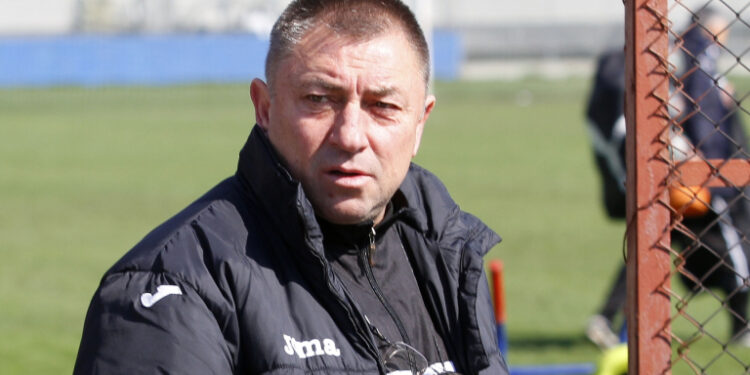 Шефовете в Левски вече са повече от играчите! Легенда заряза таксито си в Щатите, за да поеме ДЮШ