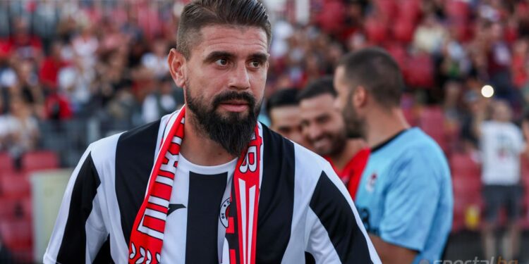 Сашо Бранеков: Питас бе изпратен с аплодисменти, дали щеше да е същото с млад български футболист