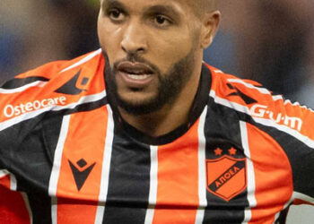 Ο ΑΠΟΕΛ θα ήταν ανοιχτός να αφήσει τον Γιουσέφ Ελ-Αραμπί να αποχωρήσει το καλοκαίρι αν έρθει η σωστή προσφορά, όπως ενδέχεται να υποδεικνύουν αναφορές