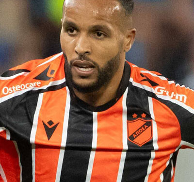 Ο ΑΠΟΕΛ θα ήταν ανοιχτός να αφήσει τον Γιουσέφ Ελ-Αραμπί να αποχωρήσει το καλοκαίρι αν έρθει η σωστή προσφορά, όπως ενδέχεται να υποδεικνύουν αναφορές