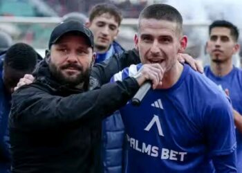 Гигантите от Бундеслигата се насочват към маестрото на Левски: Изгряваща звезда!. Научете повече на 👇 👇 👇 