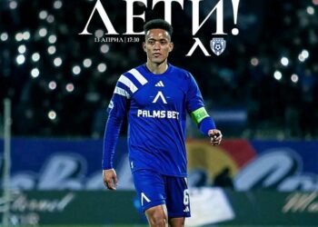 Несчупеното синьо сърце 💙: Изправен сред бурята. Научете повече в 👇 👇 👇