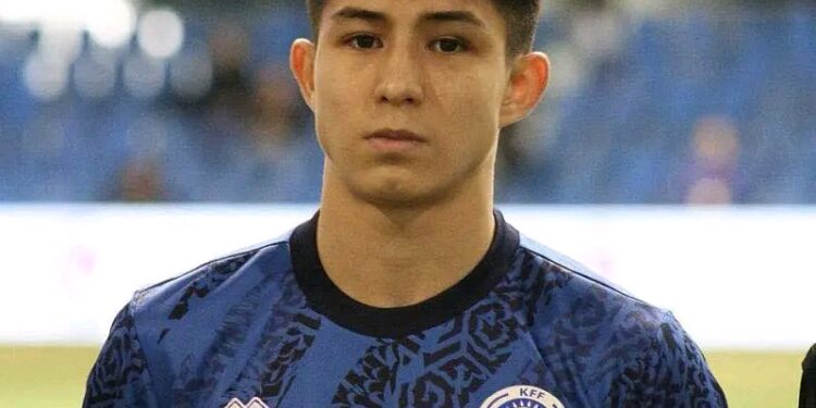 ЦСКА София изглежда близо до подпис с казахстанския 15-годишен голмайстор Дастан Сатпаев, от Челси, тъй като са в преговори