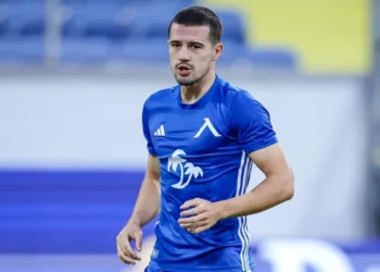 Време е за висок полет: Джо Коул вярва, че е дошъл подходящият момент Марин Петков от Левски София да напусне „Герена“