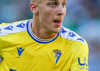  Η ΡΚ Λανς Προσφέρει 2.4 Εκατομμύρια Ευρώ για τον Ιβάν Αλέχο, Συν Δυνητικά Μπόνους