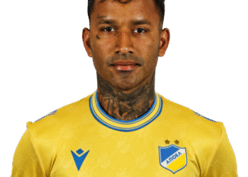 Η Θέλτα Βίγο καταθέτει προσφορά 3 εκατομμυρίων ευρώ για τον εξτρέμ του ΑΠΟΕΛ Μαρκίνιος ενόψει της καλοκαιρινής μεταγραφικής περιόδου