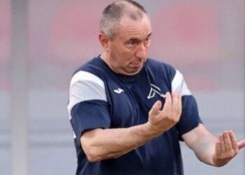 БОМБА! Мъри Стоилов “заграбва” играч на ЦСКА под носа им – без да плати и стотинка?!