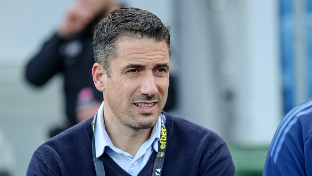 Веласкес категорично отхвърля халф.