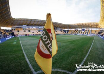 Ботев Пловдив отговаря на опасенията на феновете относно финансите и собствеността на клуба