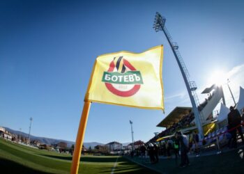 Ботев Пловдив излезе с официална информация за акциите на клуба