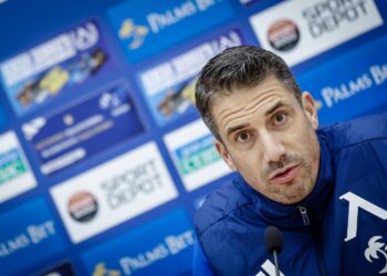 ПЕЧЕЛЕТЕ, КАТО Е ФИНАЛ НА ПРОЩАВАНЕТО: Веласкес каза, че ще играя „Финал на Шампионската лига“ или ще се сбогувам! Високият залог за следващия мач на Левски 🔵⚪ със Септември. Научете повече на 👇👇👇