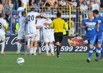 СЪЛЗИ И ЯД В ЛЕВСКИ! Ето как един отбор им отне мечтата БЕЗ дори да се напряга!