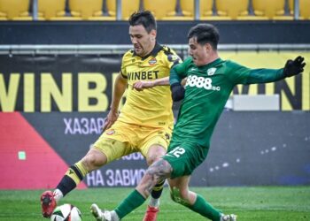 Отличен вратар и куп пропуски оставиха Ботев Пловдив без победа от началото на годината